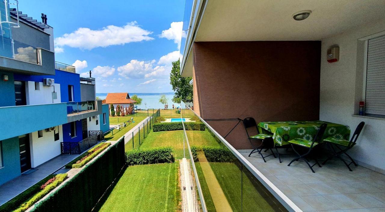 Elegant Apartman Siófok Esterno foto