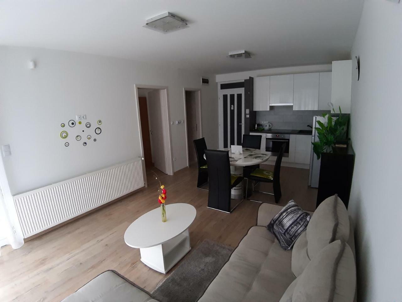 Elegant Apartman Siófok Esterno foto